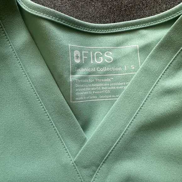 Figs Jade Catarina One-Pocket Scrub Top™ - Picture 3 of 3